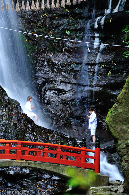 NIKON D3 - 70.0-200.0 mm f/2.8